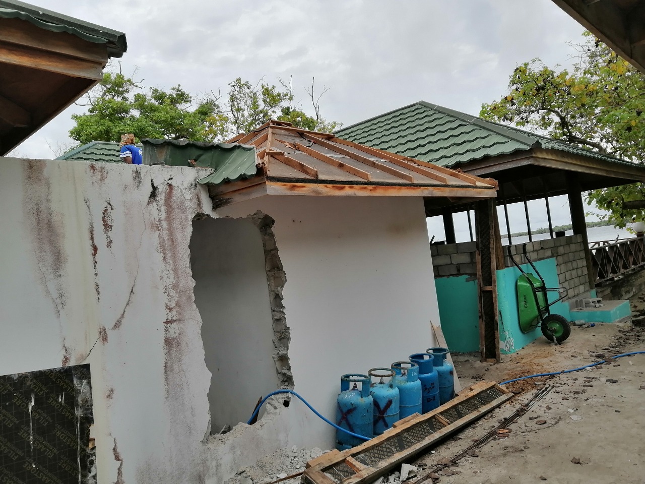 Henbadho  Police Post Work