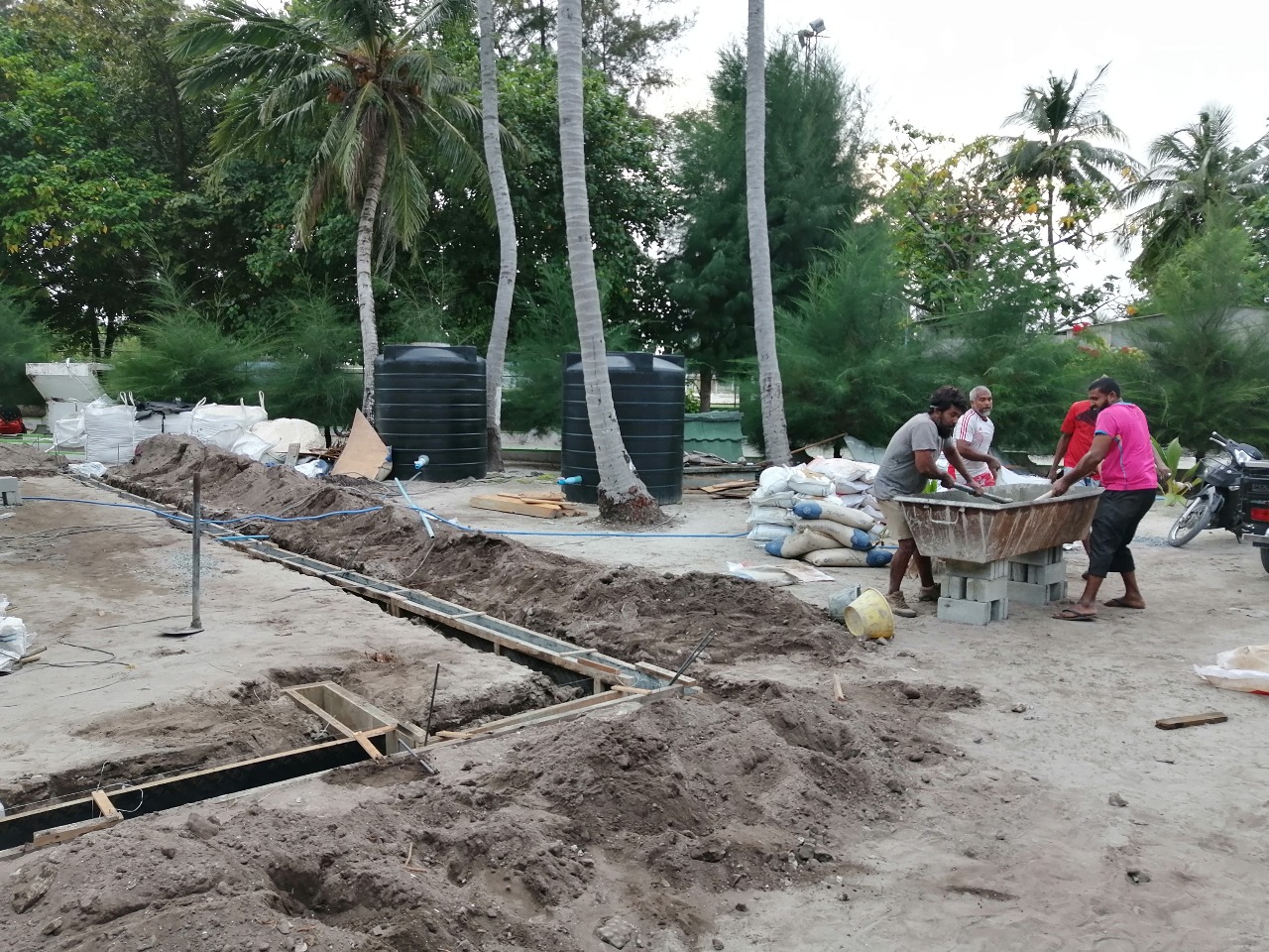 Henbadho  Police Post Work